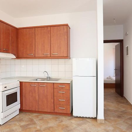 Palia Platia Apartments 페프코초리 외부 사진