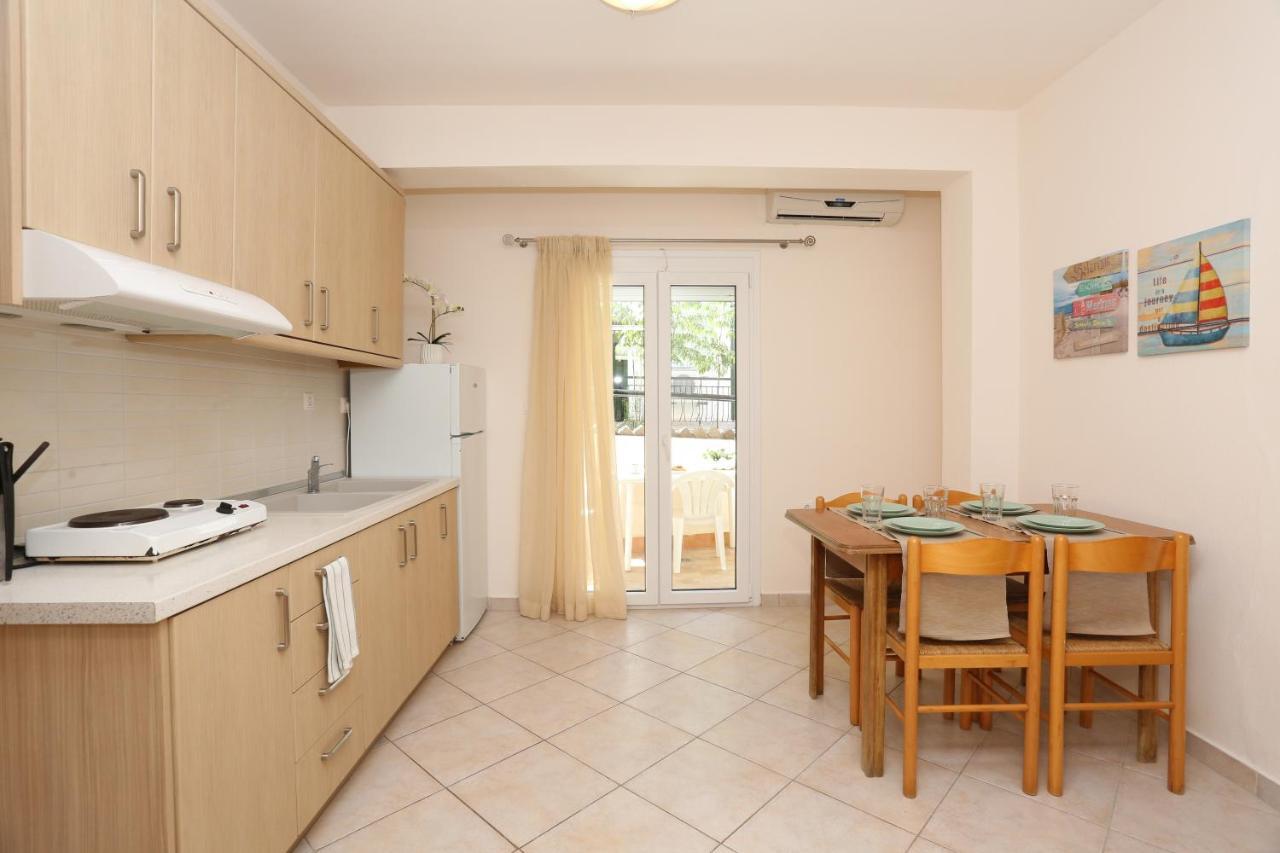 Palia Platia Apartments 페프코초리 외부 사진