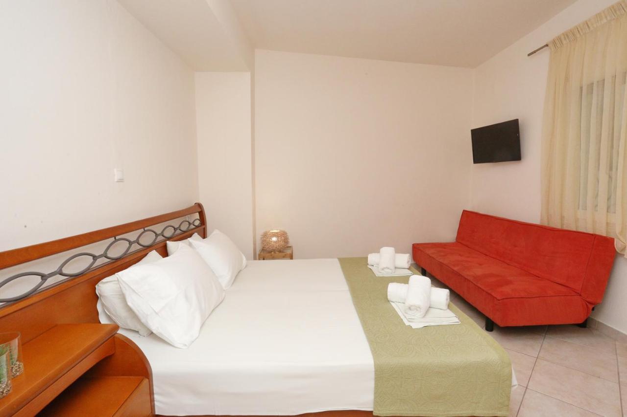 Palia Platia Apartments 페프코초리 외부 사진