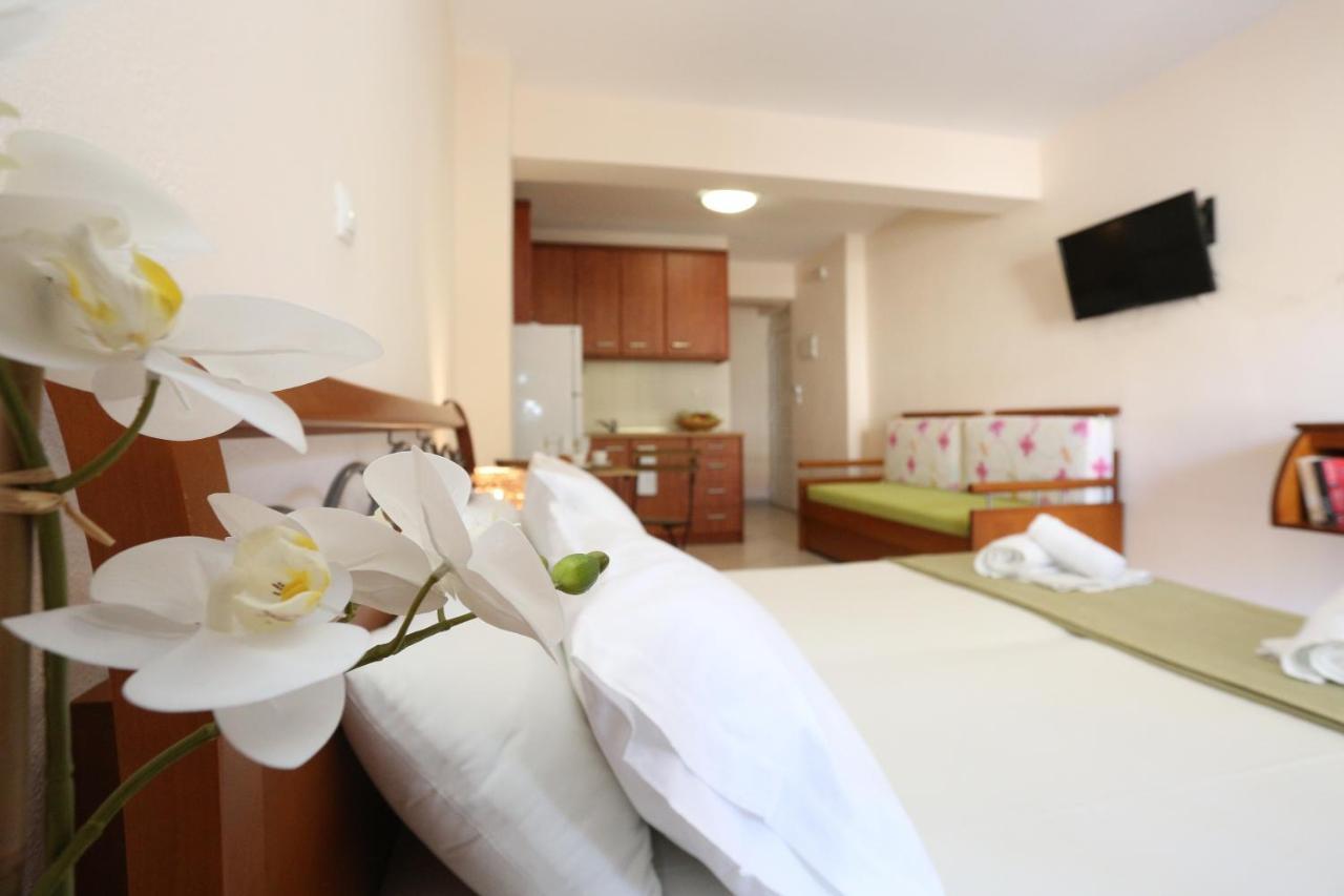 Palia Platia Apartments 페프코초리 외부 사진